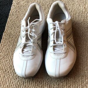 Ladies White Nike golf shoes new no box